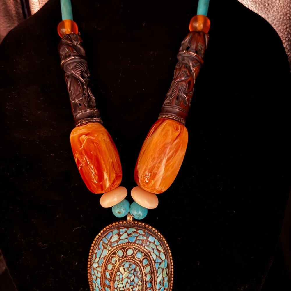 Extraordinary Necklace
